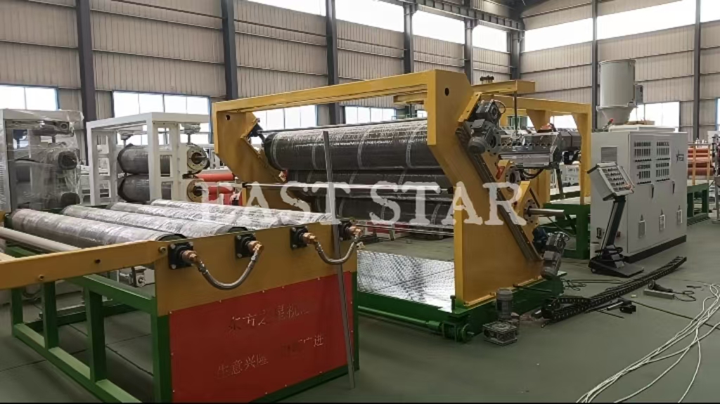 Lini Produksi Lembaran Sabuk Kotoran 2,4 Meter Terpasang dan Siap untuk Dikemas