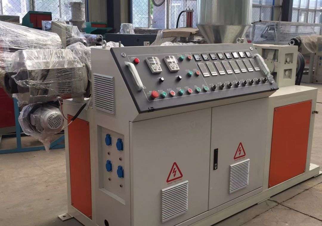 Peralatan Isolasi Panas PP